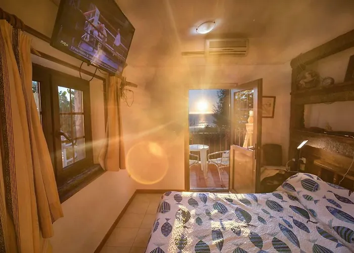 Проживание в семье Fonte Da Telha Кошта-да-Капарика